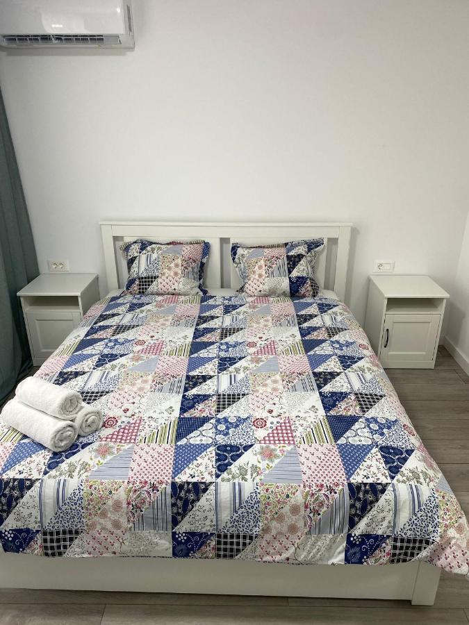 Catedral Apartment บูคาเรสต์ ภายนอก รูปภาพ