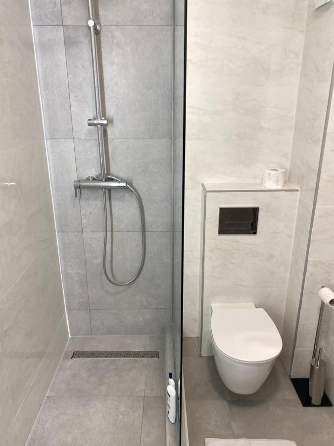 Catedral Apartment บูคาเรสต์ ภายนอก รูปภาพ