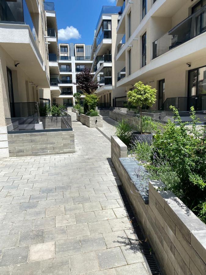 Catedral Apartment บูคาเรสต์ ภายนอก รูปภาพ